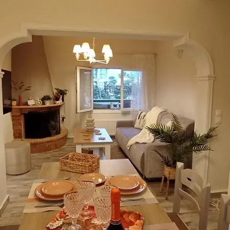 Sweet Maisonette In Corfu Town アパート